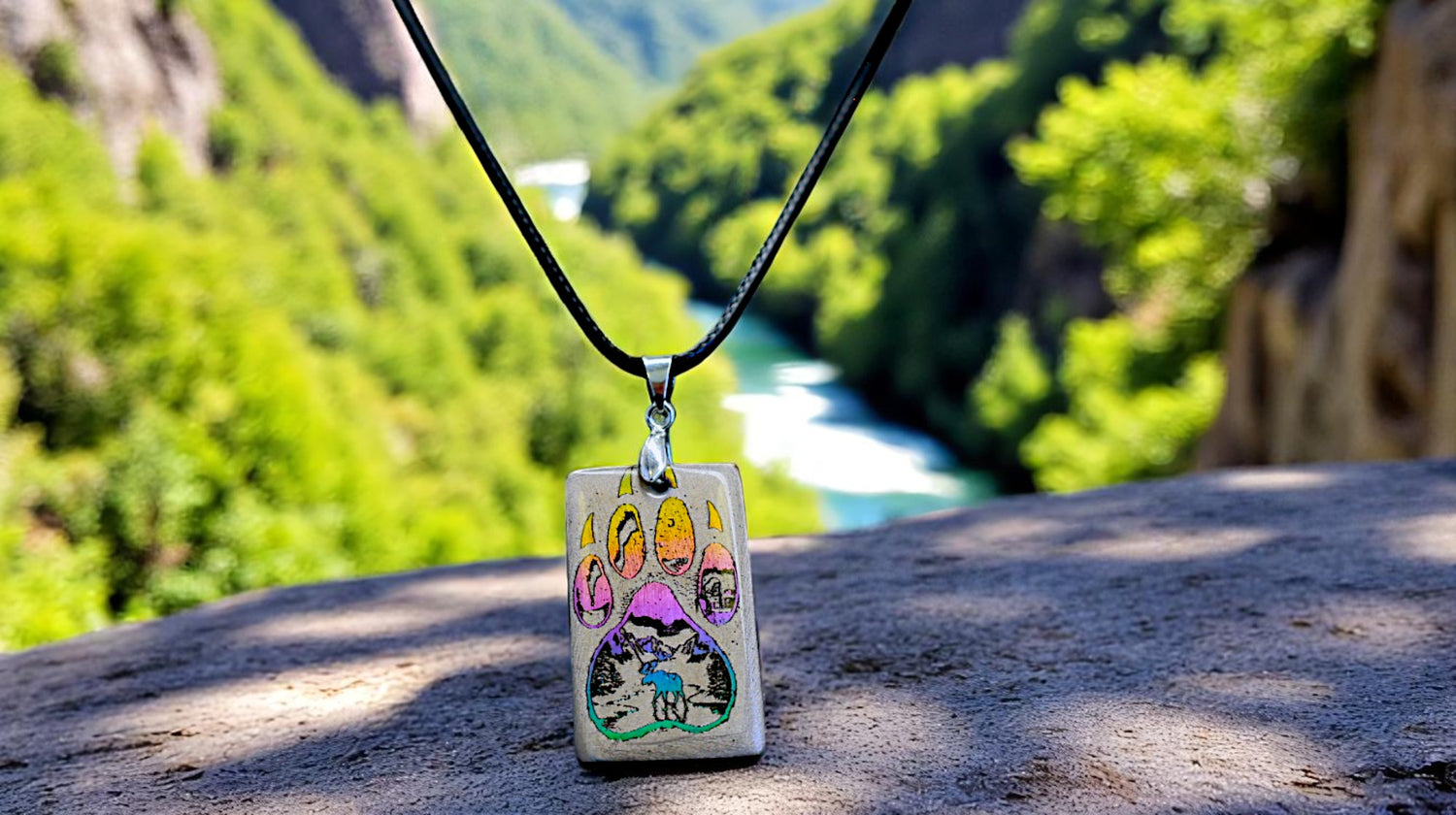 Pawprint Scenery - D1117